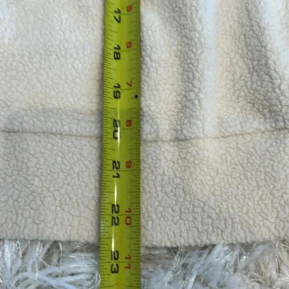 Monrow Teddy Half Zip Fleece - Picture 7 of 9